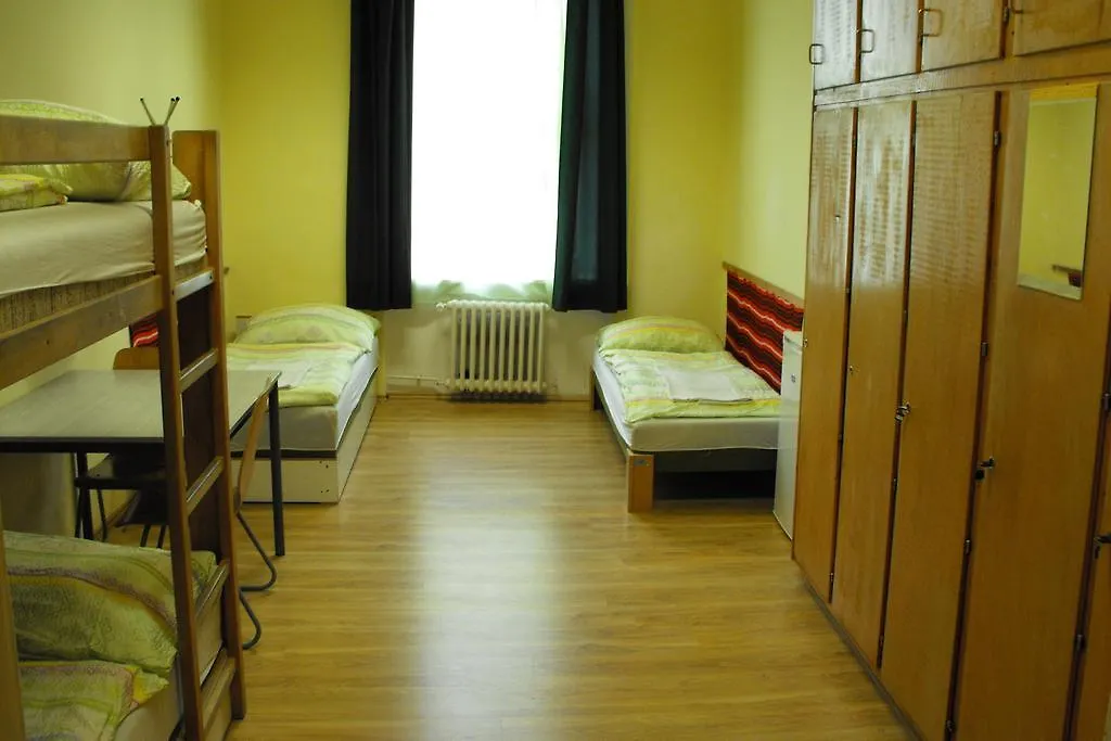 Mogyorodi Hostel Budapeste Hungria