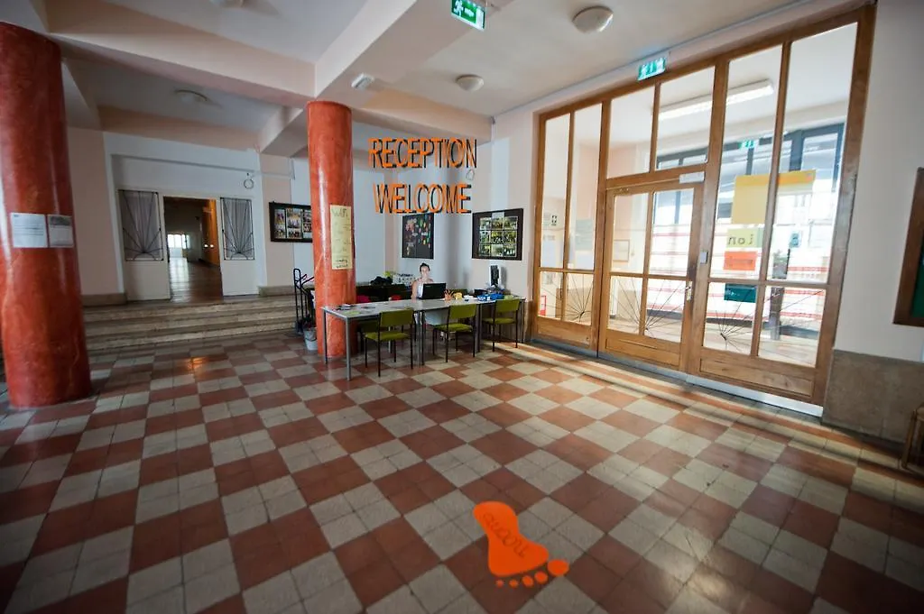 Mogyorodi Hostel Budapeste